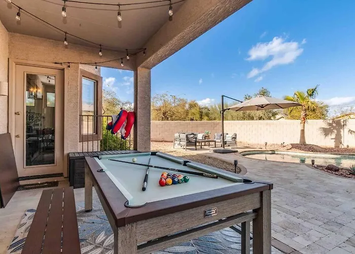 The Oasis -heated Pool And Games Liberty
